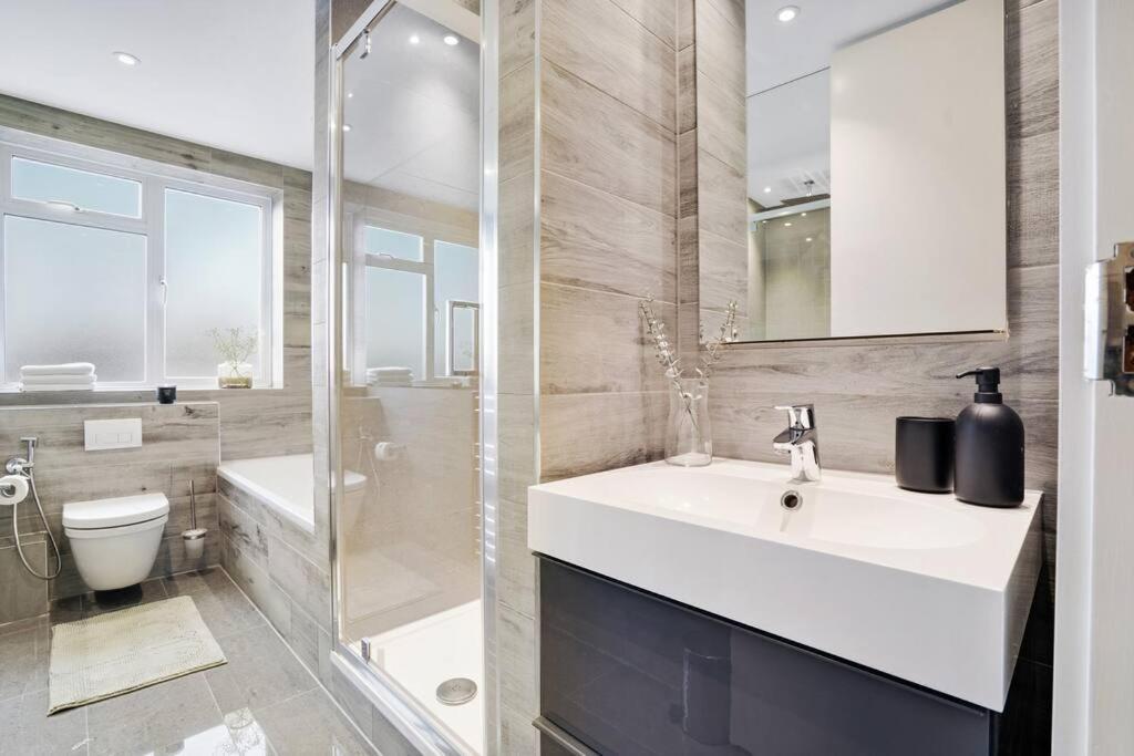 The Camden Suite Bright & Beautiful 2-Bed City Retreat London Exterior photo